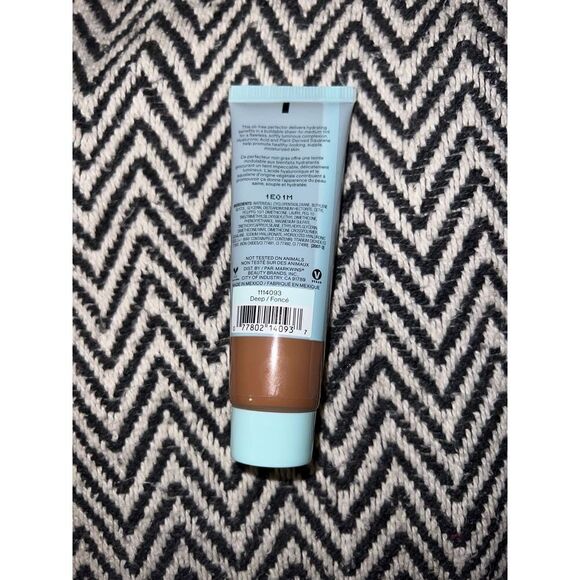 wet n wild Bare Focus Tinted Hydrator, Tinted Moisturizer, Dewy, Deep 0.91 fl oz - Picture 3 of 4